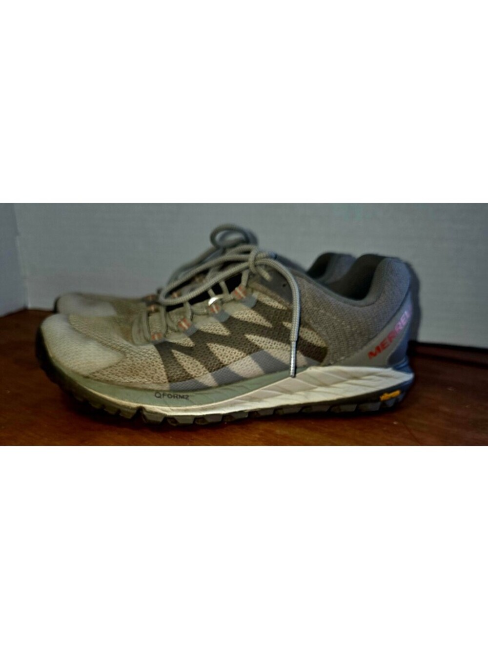 Womens Merrell trail running shoes size 7